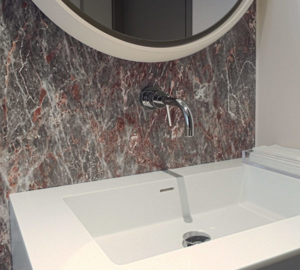 dezardo_bath_01_LT_01